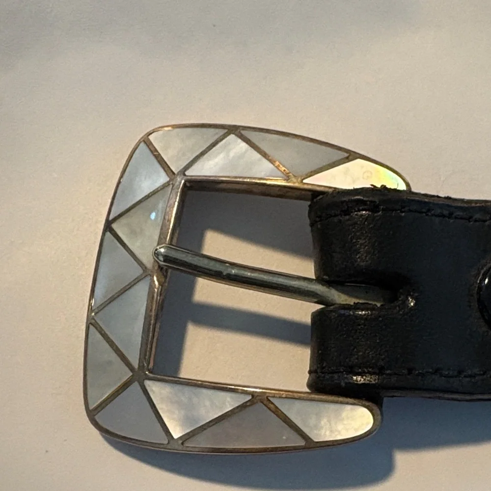 Douglas Magnus Heartline handmade inlaid mother of pearl 1” sterling buckle set